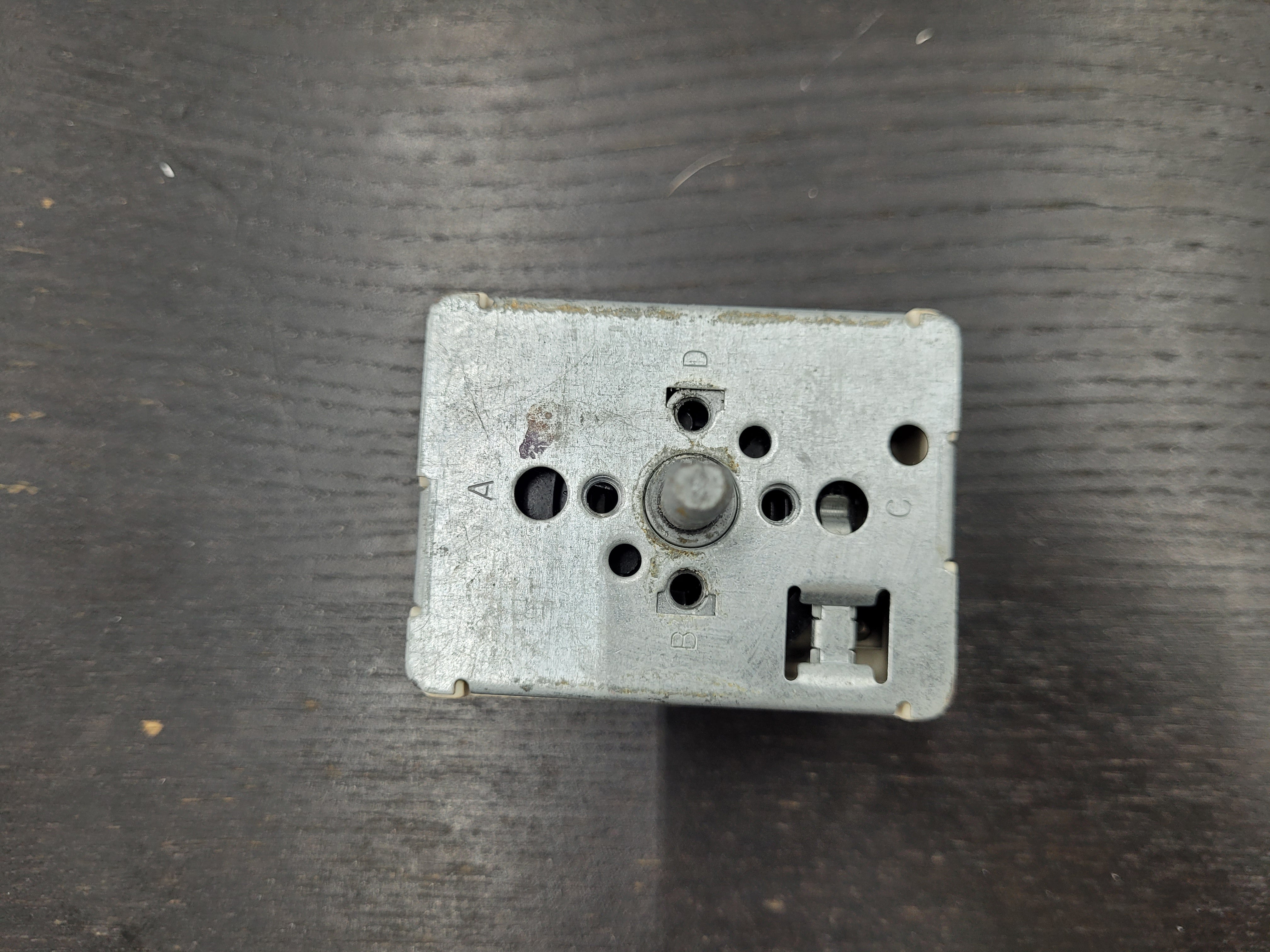 Kenmore Stove Surface Element ControlSwitch 7403P372-60 Kenmore Stove Surface Element ControlSwitch 7403P372-60